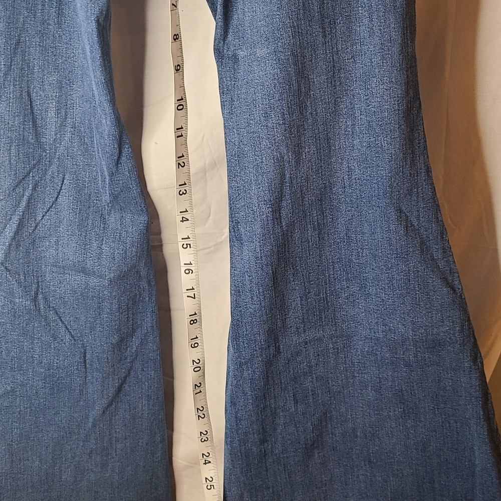 Free People Bell Bottom Jeans, Size 30R - Picture 11 of 14